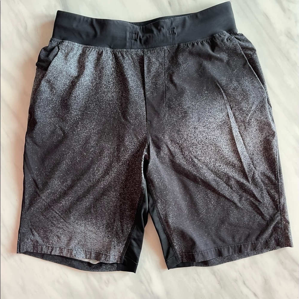 Lululemon Mens shorts